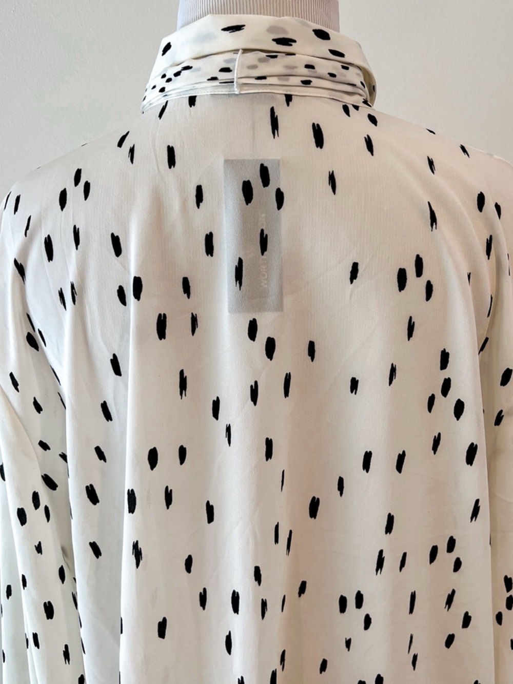 Worthington Cream and Black Spot Tie Neck Long Sleeve Button Up Blouse Womens XL - Picture 7 of 13